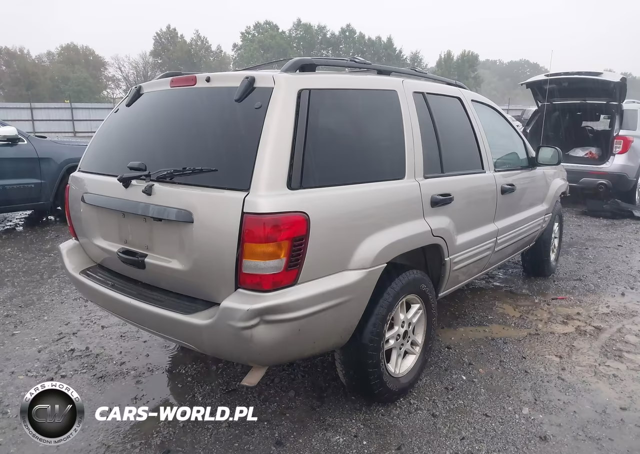 2004 Jeep Grand Cherokee Laredo VIN:1J4GW48SX4C235692 - 4