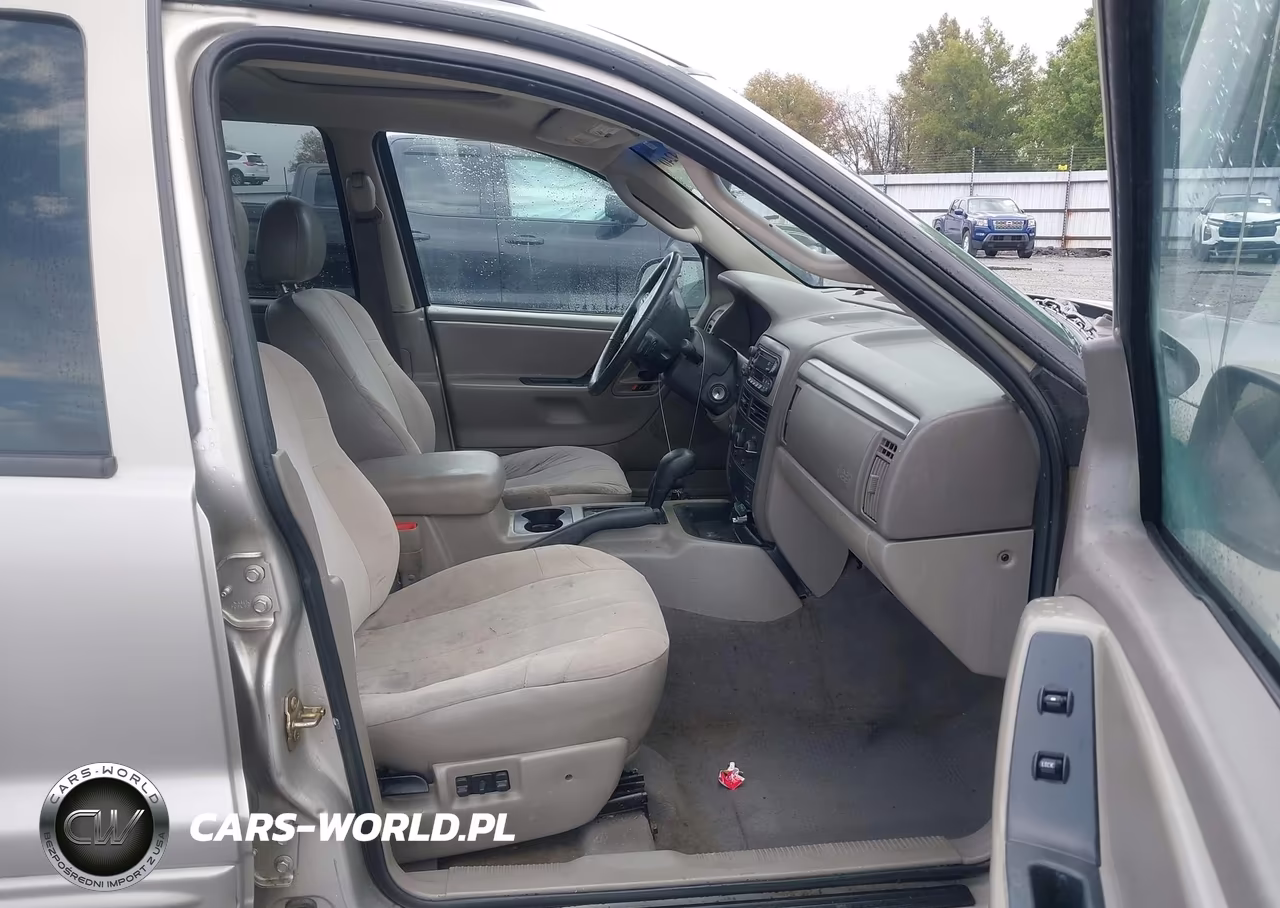 2004 Jeep Grand Cherokee Laredo VIN:1J4GW48SX4C235692 - 5