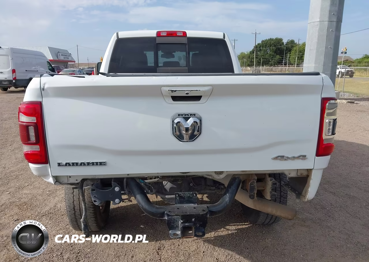 2023 Ram 2500 Laramie 4X4 6'4 Box VIN:3C6UR5FL4PG632146 - 17
