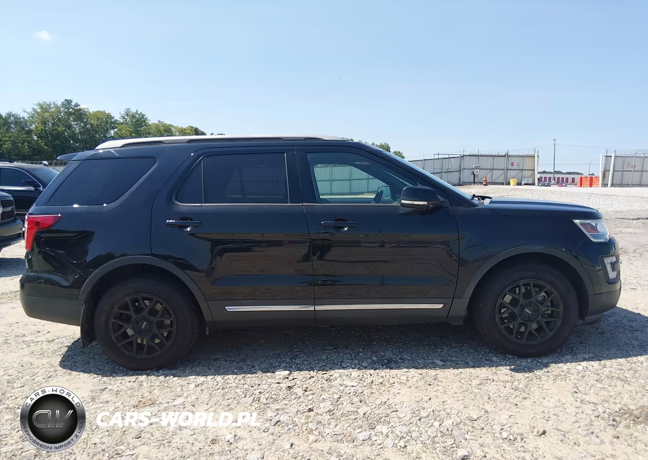 2017 Ford Explorer Xlt VIN:1FM5K7D8XHGE08089 - 13