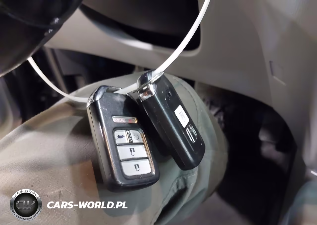 2016 Honda Pilot Elite VIN:5FNYF6H06GB030317 - 11