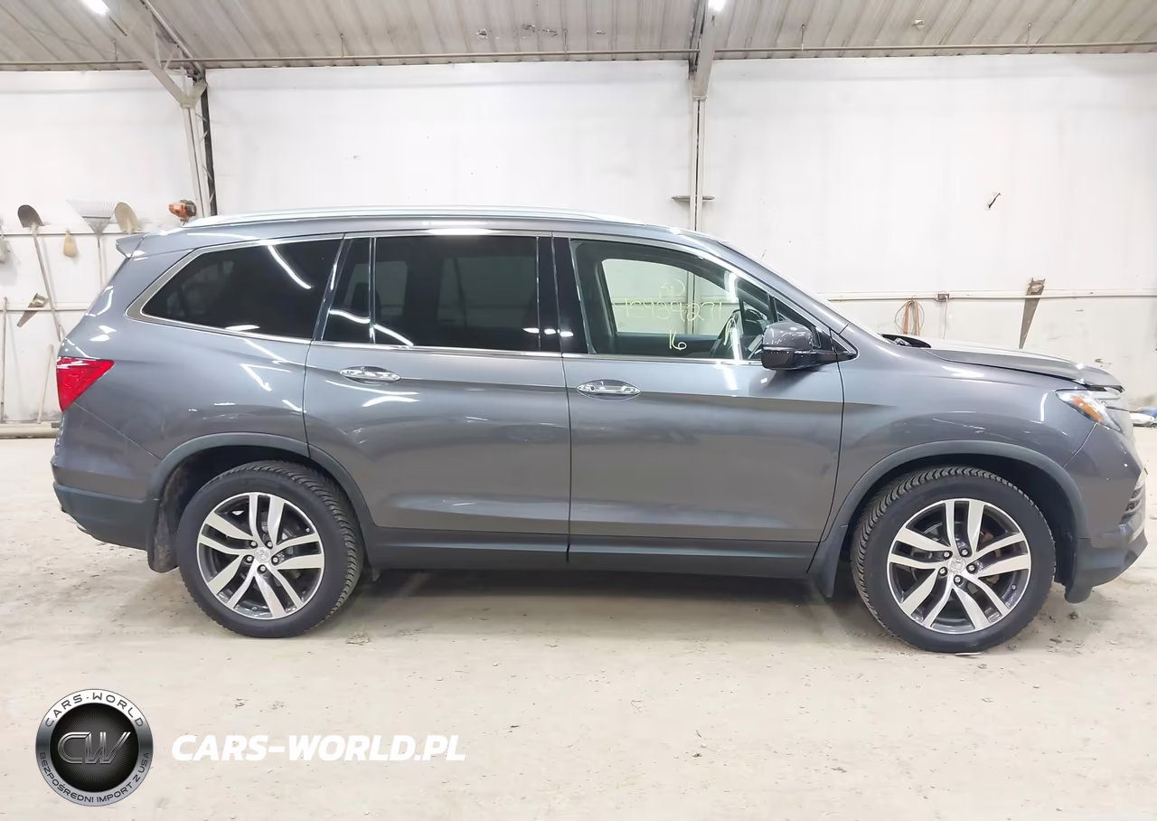 2016 Honda Pilot Elite VIN:5FNYF6H06GB030317 - 13