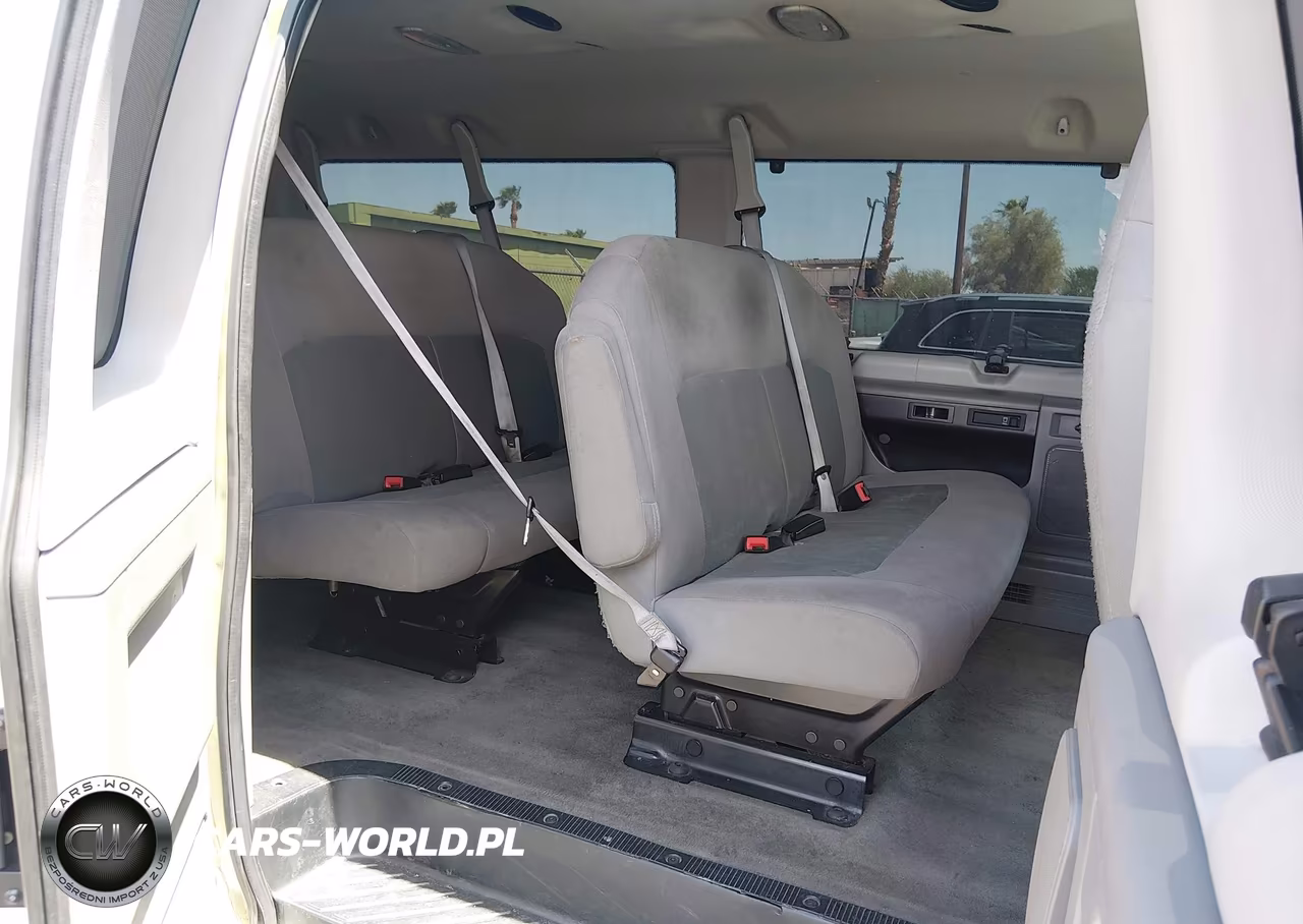 2013 Ford E-350 Super Duty Xlt VIN:1FBSS3BL0DDA05150 - 8