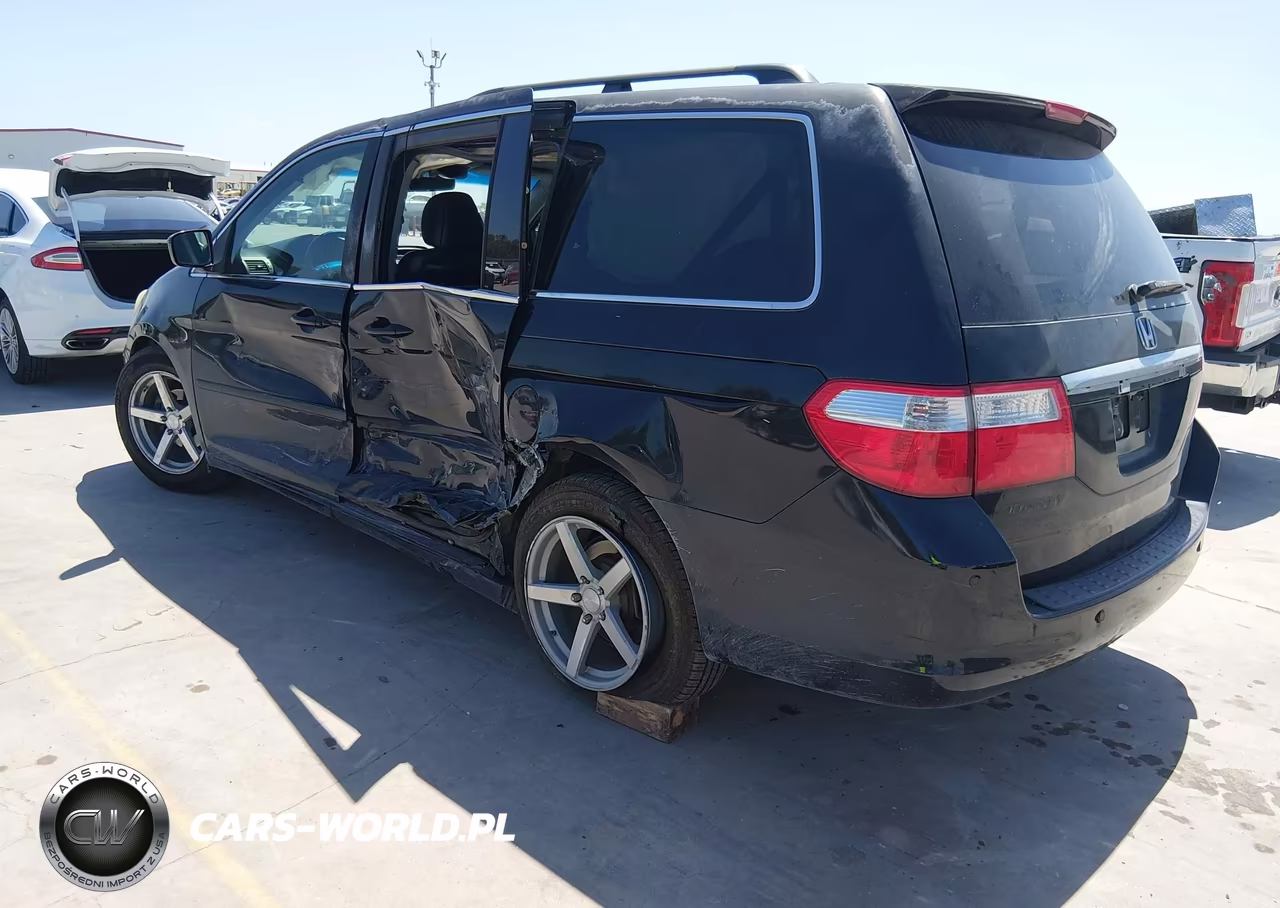 2007 Honda Odyssey Touring VIN:5FNRL38837B026596 - 3