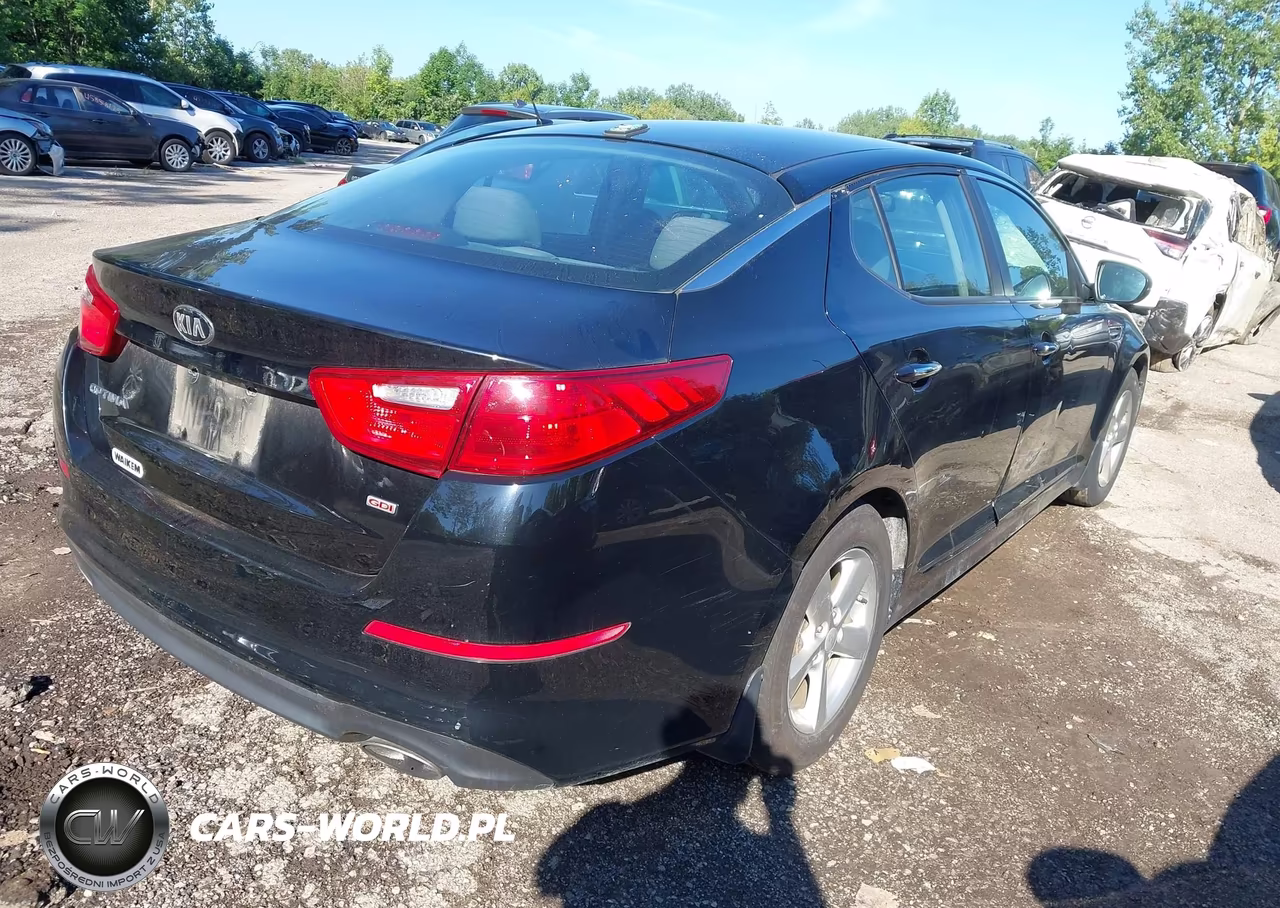 2015 Kia Optima Lx VIN:5XXGM4A75FG479383 - 4