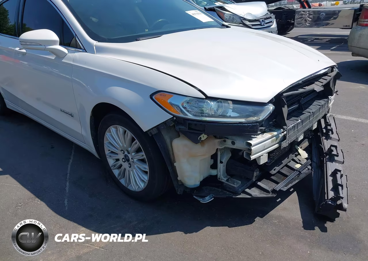 2015 Ford Fusion Hybrid Se VIN:3FA6P0LUXFR123338 - 13