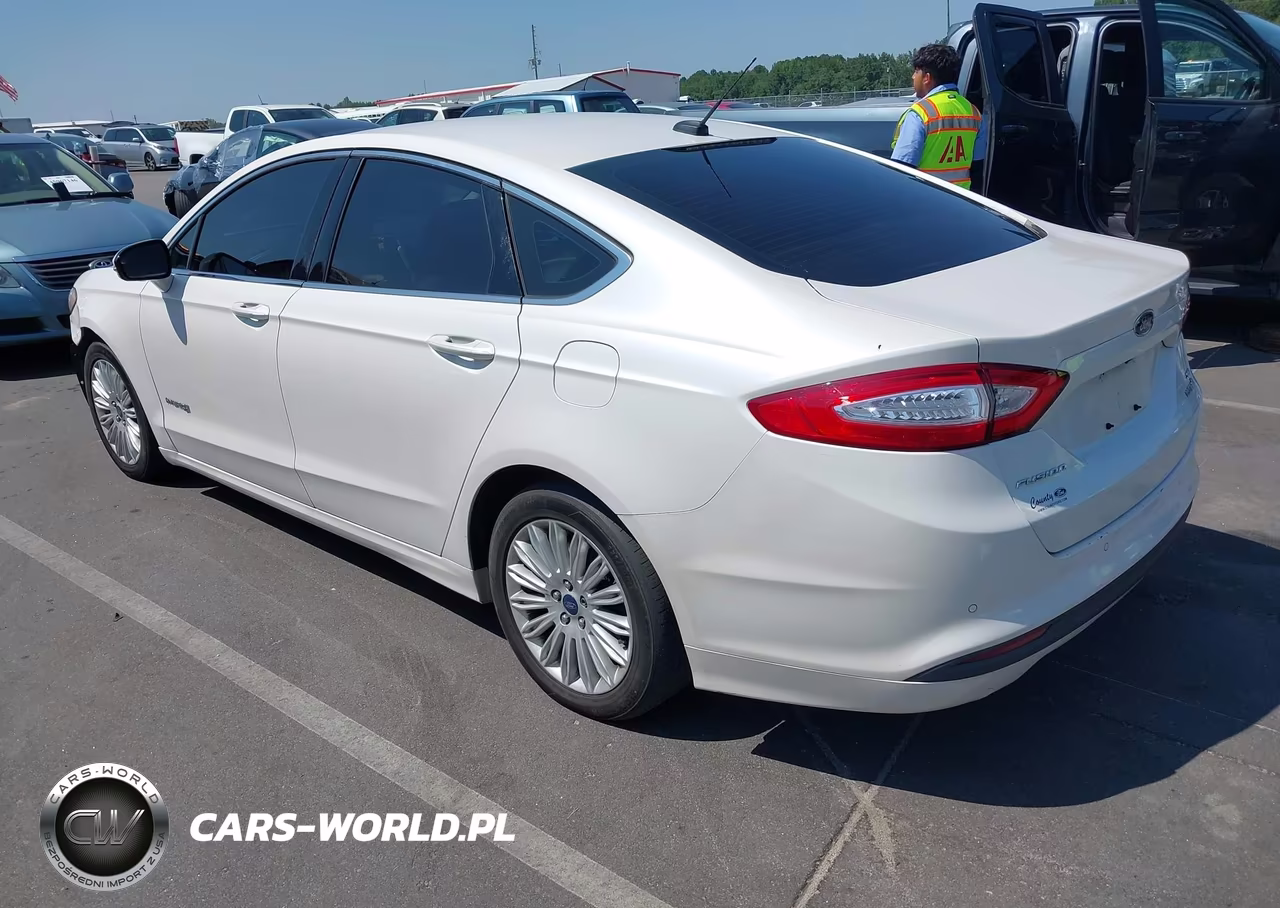 2015 Ford Fusion Hybrid Se VIN:3FA6P0LUXFR123338 - 3