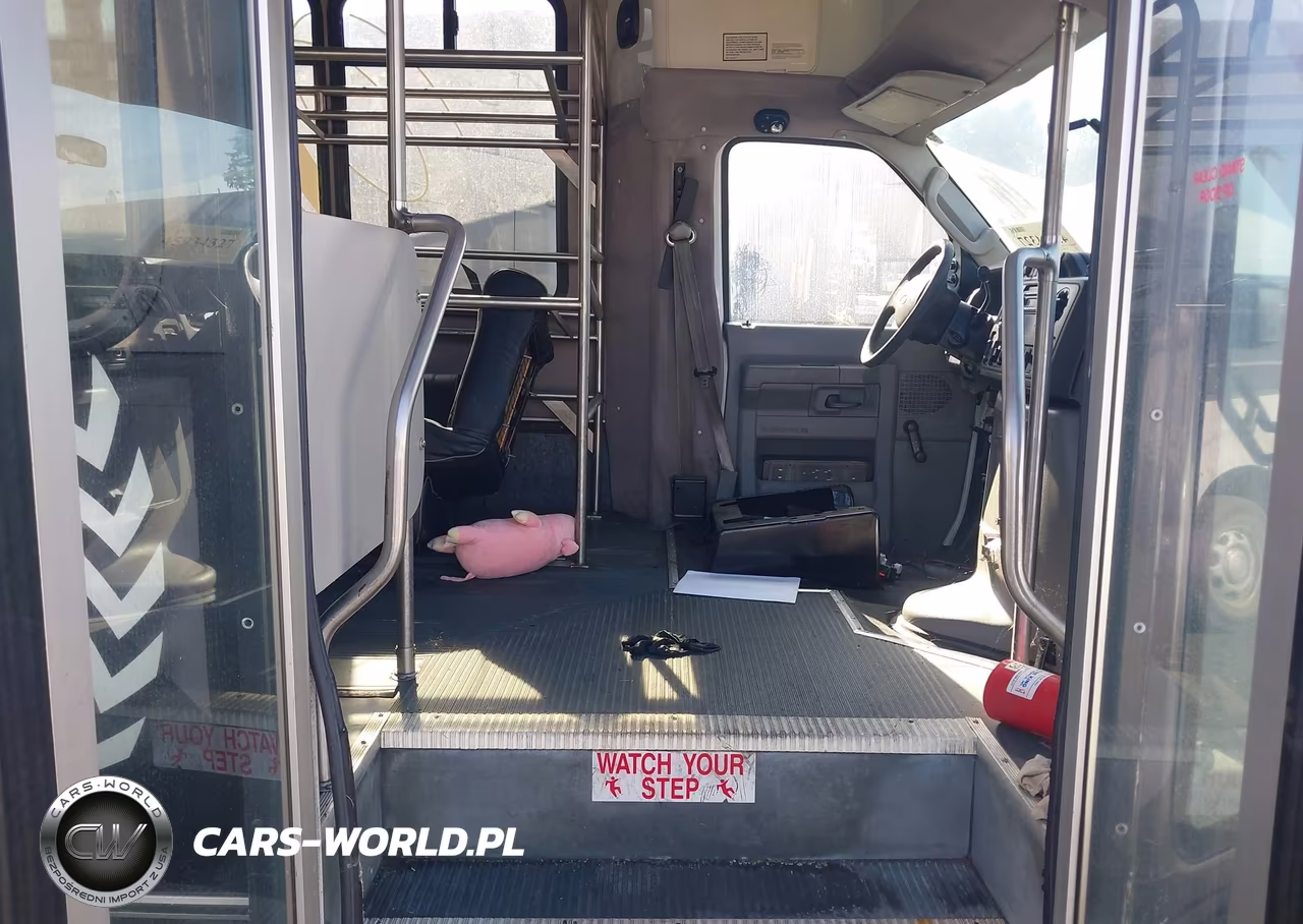 2011 Ford E-350 Cutaway VIN:1FDEE3FS1BDA14871 - 14