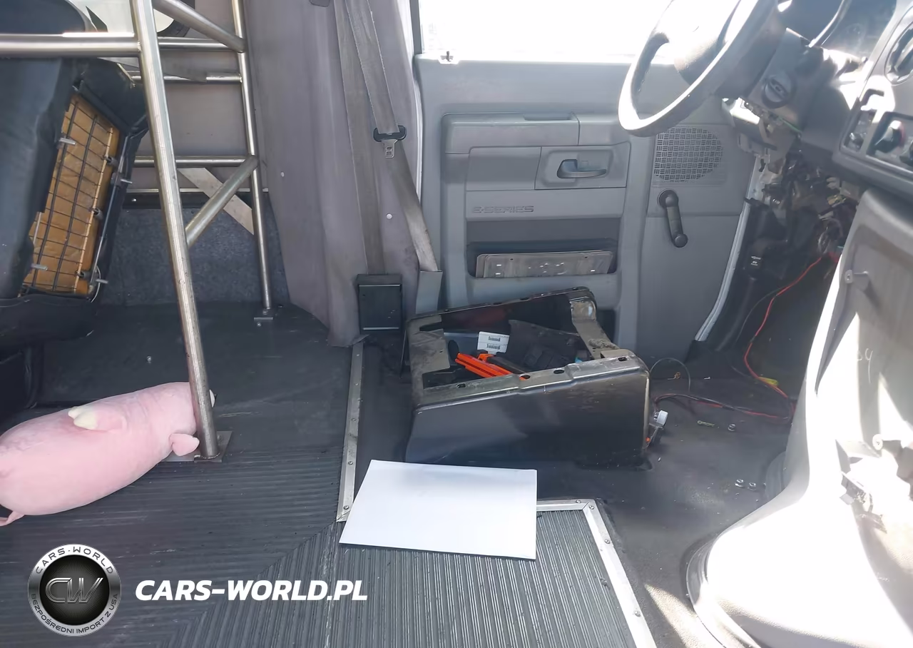 2011 Ford E-350 Cutaway VIN:1FDEE3FS1BDA14871 - 15