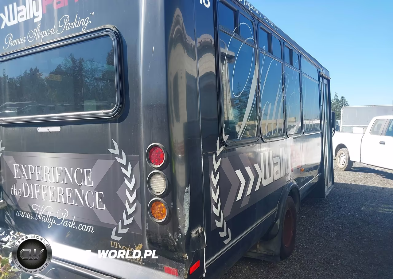 2011 Ford E-350 Cutaway VIN:1FDEE3FS1BDA14871 - 4