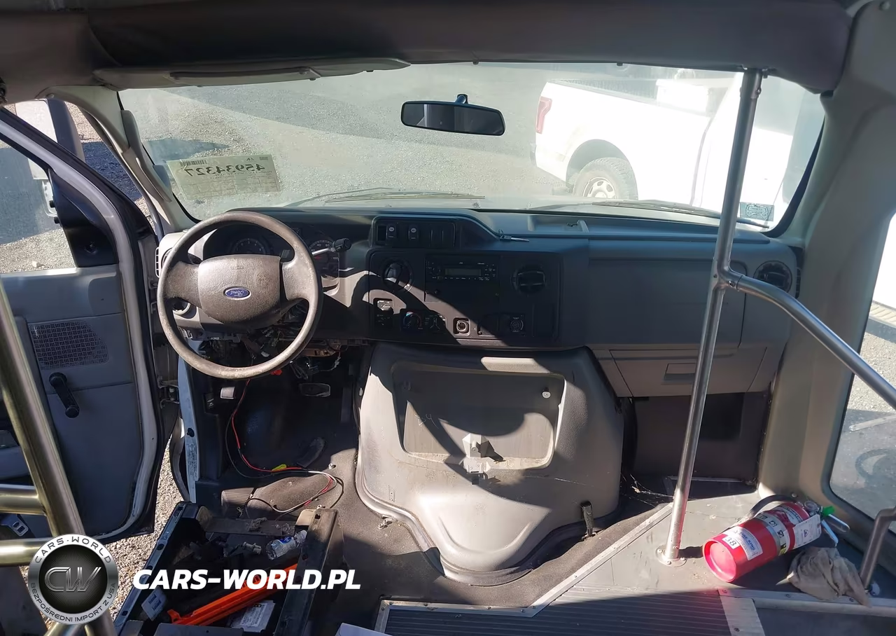 2011 Ford E-350 Cutaway VIN:1FDEE3FS1BDA14871 - 6