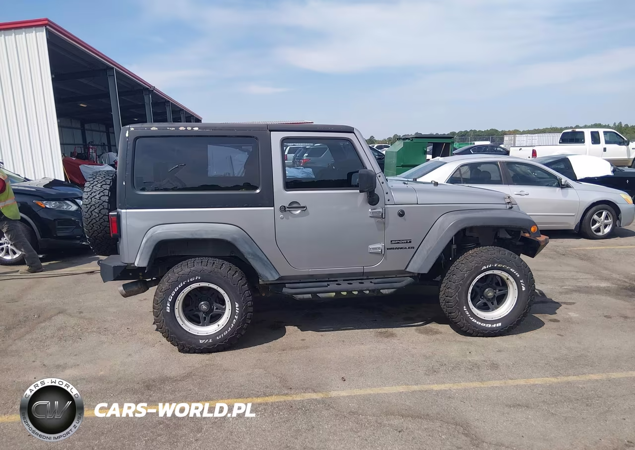 2013 Jeep Wrangler Sport VIN:1C4AJWAG0DL575073 - 13
