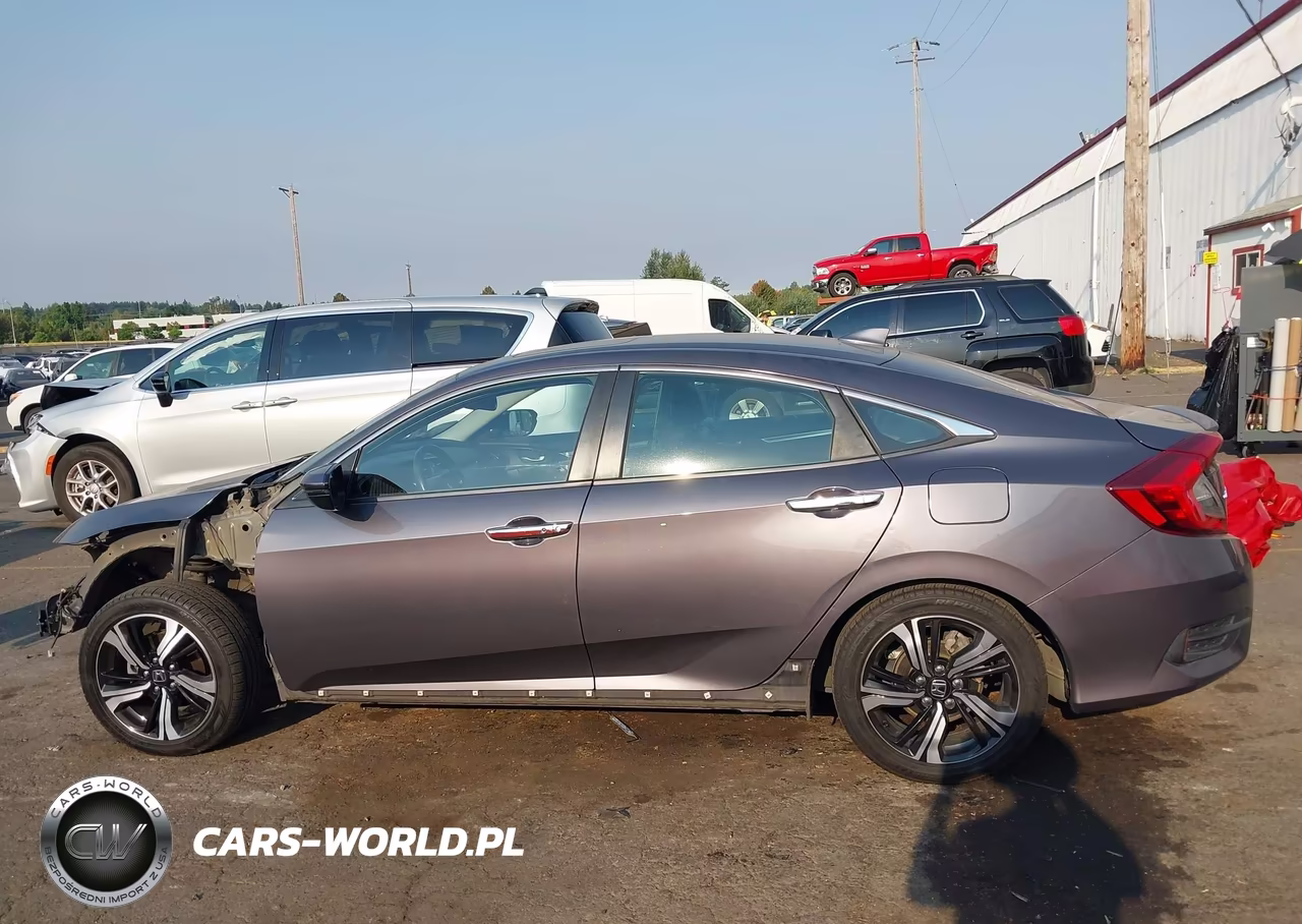2017 Honda Civic Touring VIN:2HGFC1F94HH642260 - 15
