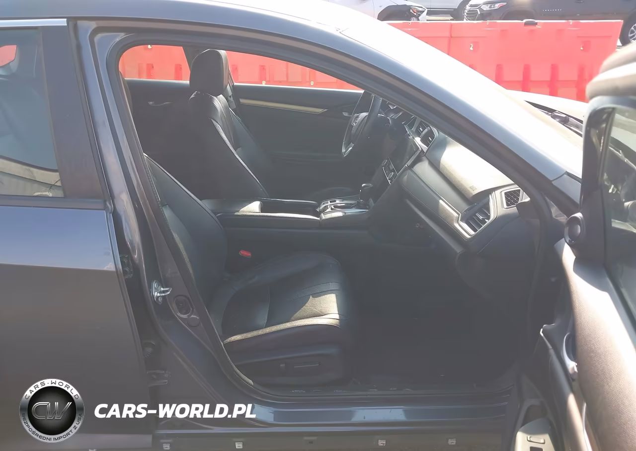 2017 Honda Civic Touring VIN:2HGFC1F94HH642260 - 5