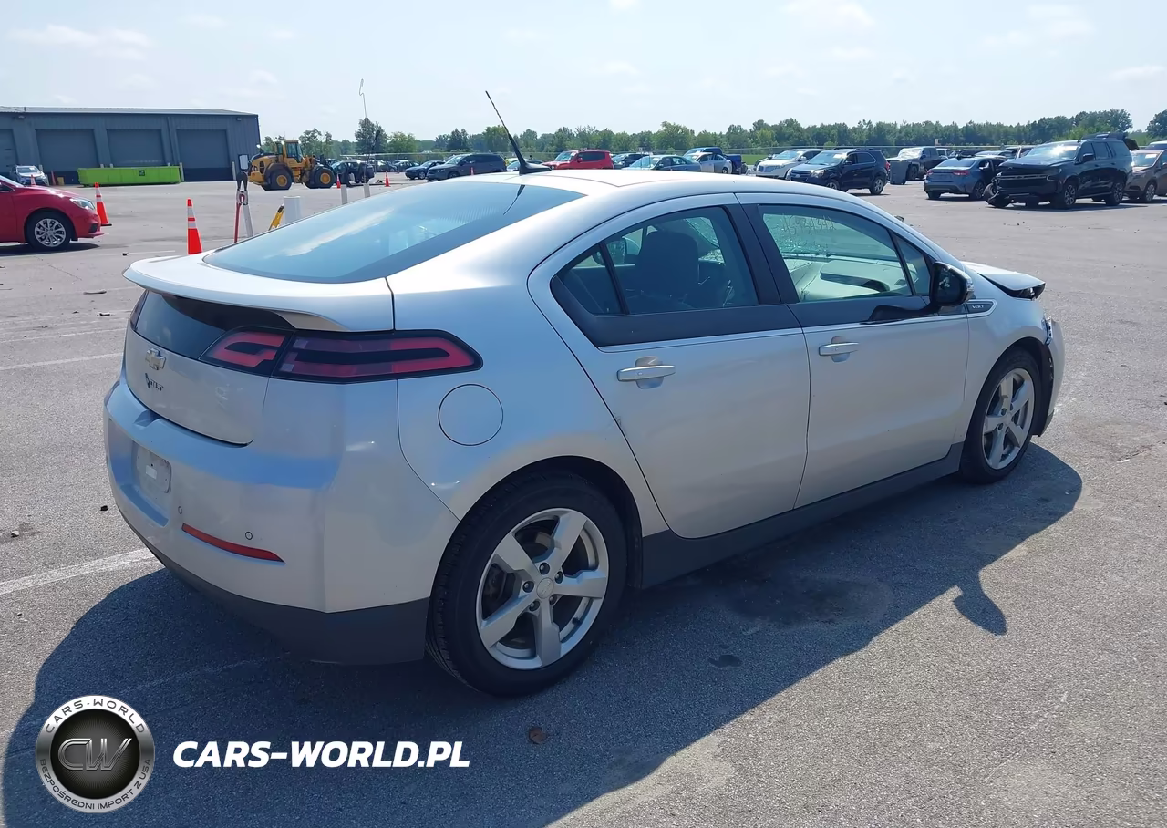 2013 Chevrolet Volt VIN:1G1RC6E41DU110267 - 4