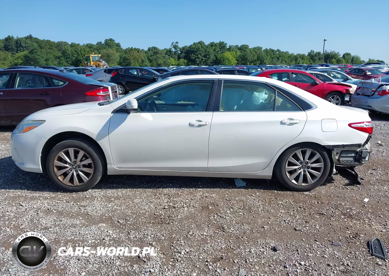 2017 Toyota Camry Xle VIN:4T1BF1FK6HU782052 - 14