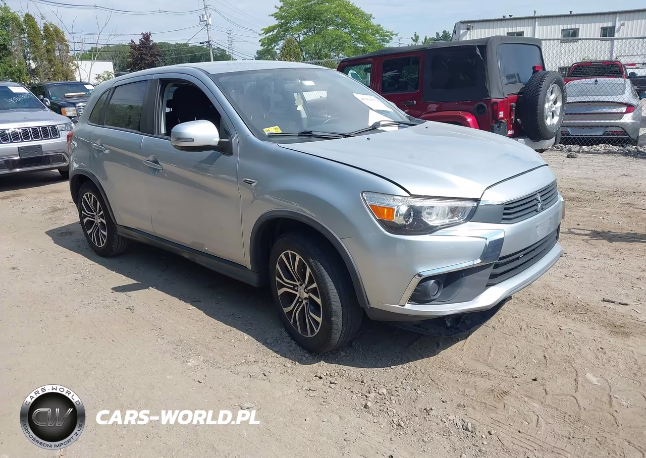 2016 Mitsubishi Outlander Sport 2.4 Es – zdjęcie 1 z 11