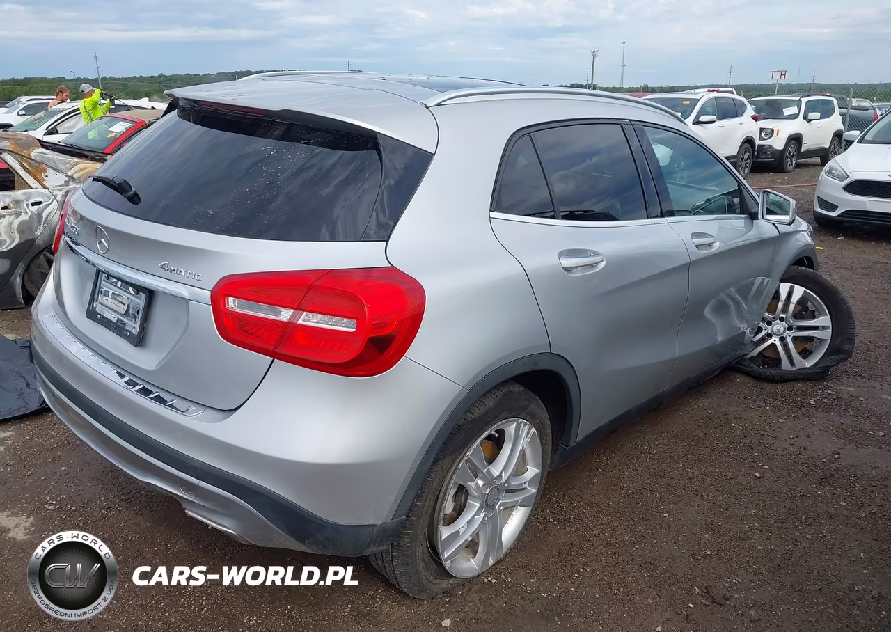 2015 Mercedes-Benz Gla 250 4Matic VIN:WDCTG4GB2FJ182580 - 4