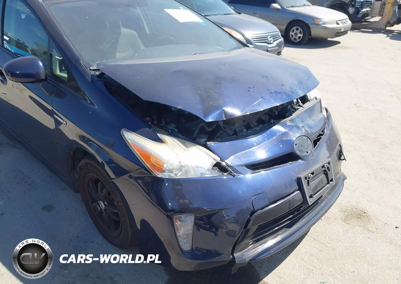 2015 Toyota Prius Two VIN:JTDKN3DU5F0446890 - 17