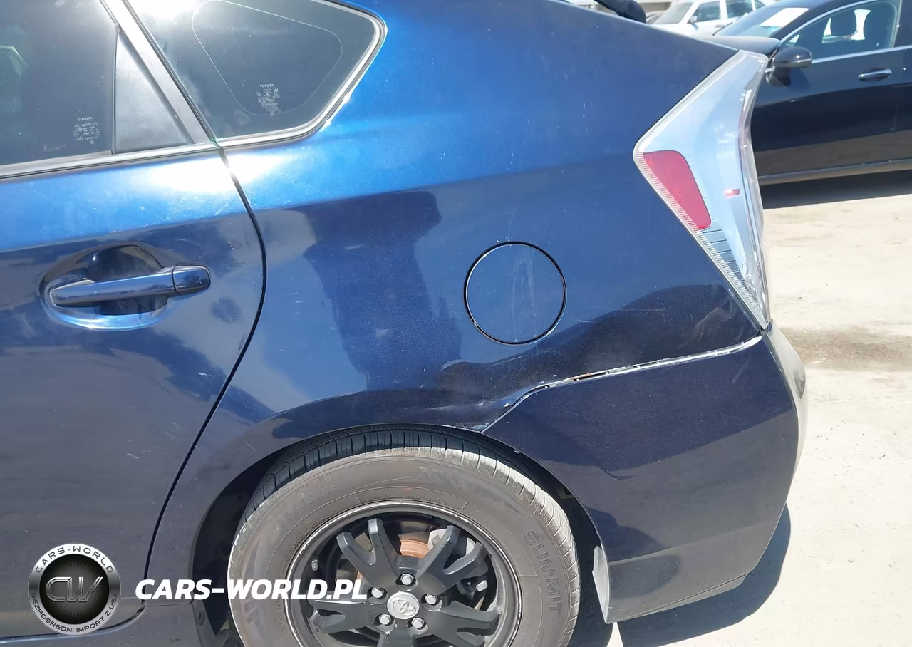 2015 Toyota Prius Two VIN:JTDKN3DU5F0446890 - 19