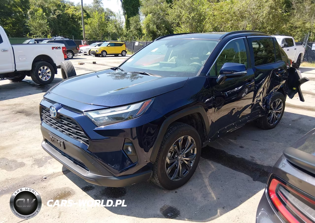 2023 Toyota Rav4 Hybrid Xle Premium VIN:JTMB6RFV1PD111447 - 2