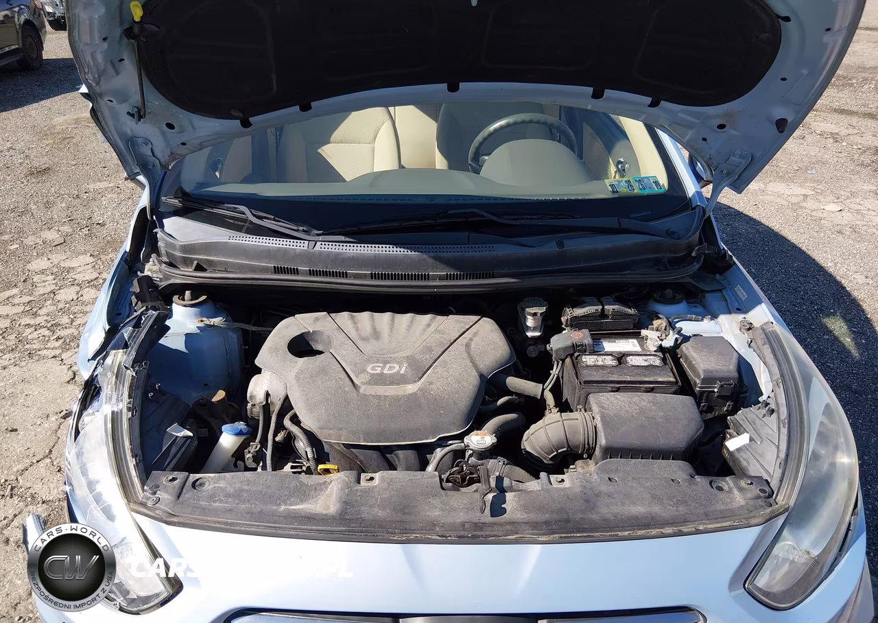 2013 Hyundai Accent Gls VIN:KMHCU4AE7DU427690 - 10