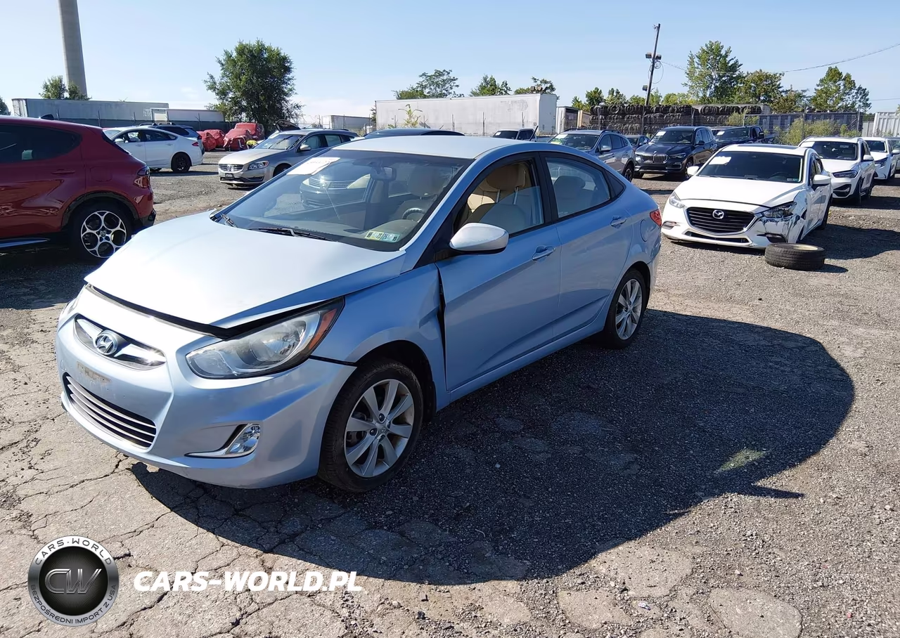 2013 Hyundai Accent Gls VIN:KMHCU4AE7DU427690 - 2