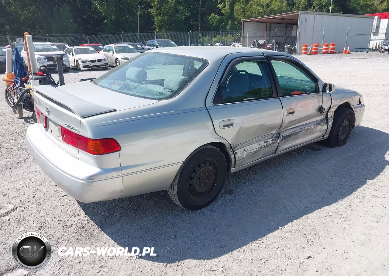 2000 Toyota Camry Le VIN:4T1BG22K0YU636433 - 4