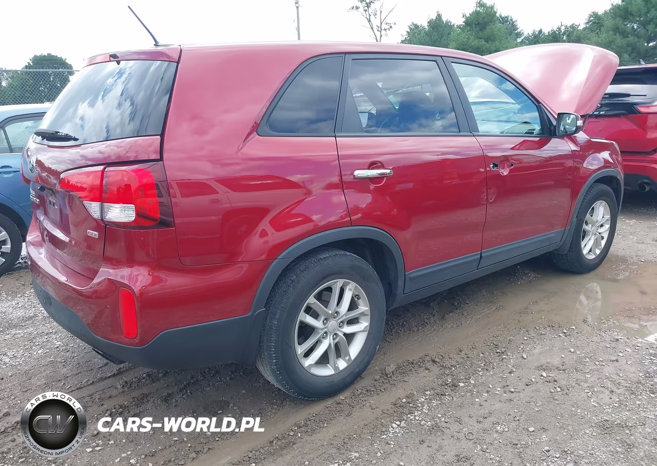 2015 Kia Sorento Lx VIN:5XYKT3A60FG661180 - 4