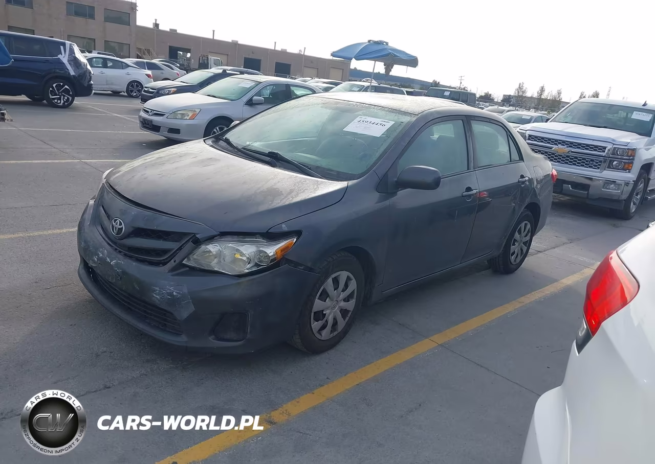 2011 Toyota Corolla Le VIN:2T1BU4EE1BC586127 - 2