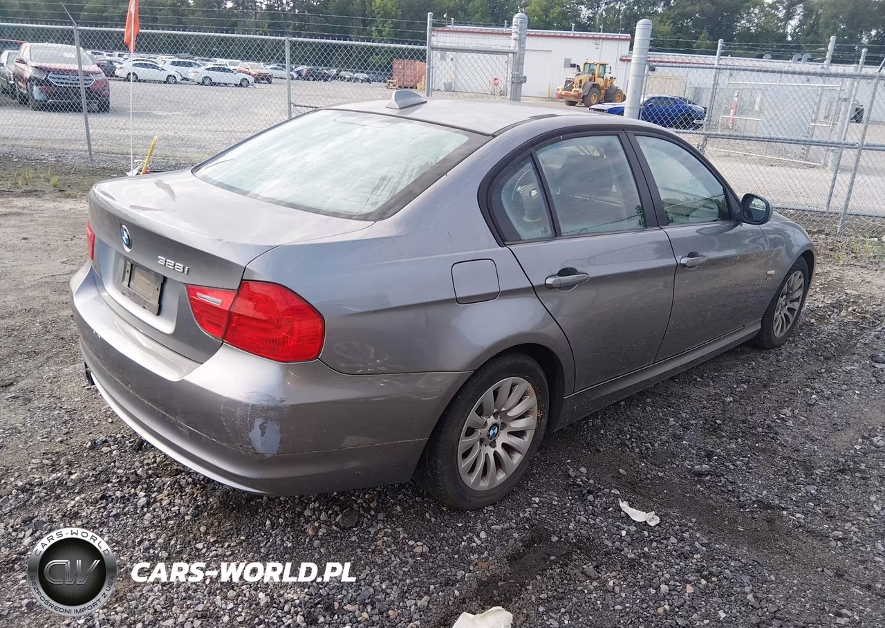 2009 BMW 328I xDrive VIN:WBAPK735X9A456696 - 4