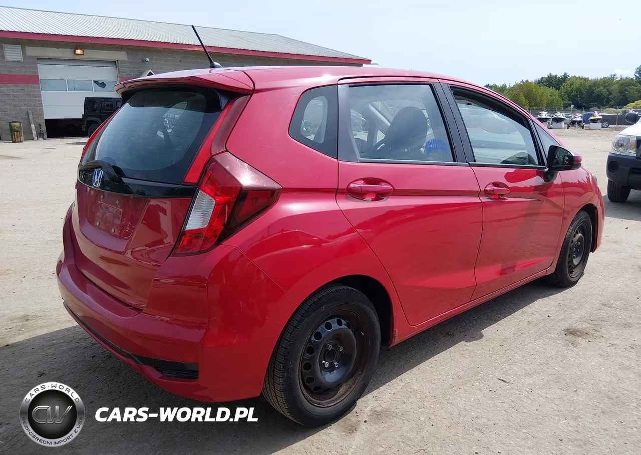 2018 Honda Fit Lx VIN:3HGGK5H49JM719650 - 4