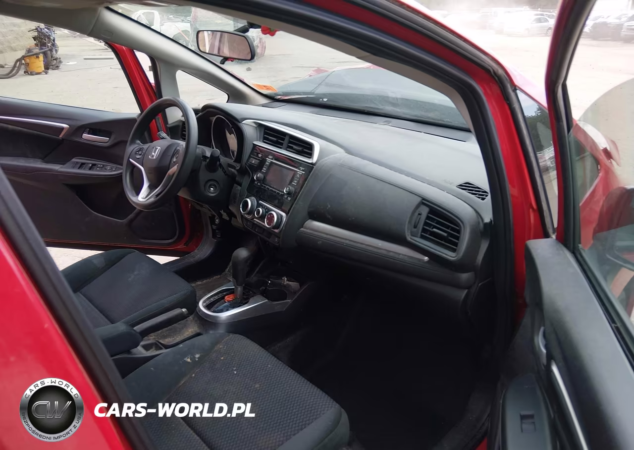 2018 Honda Fit Lx VIN:3HGGK5H49JM719650 - 5