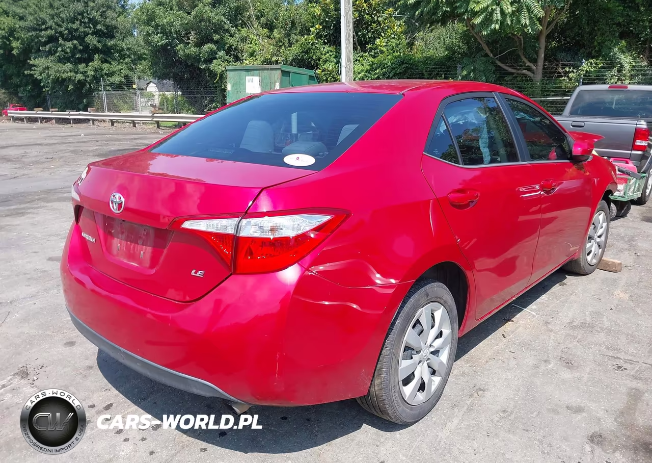 2015 Toyota Corolla Le VIN:2T1BURHE8FC334356 - 4