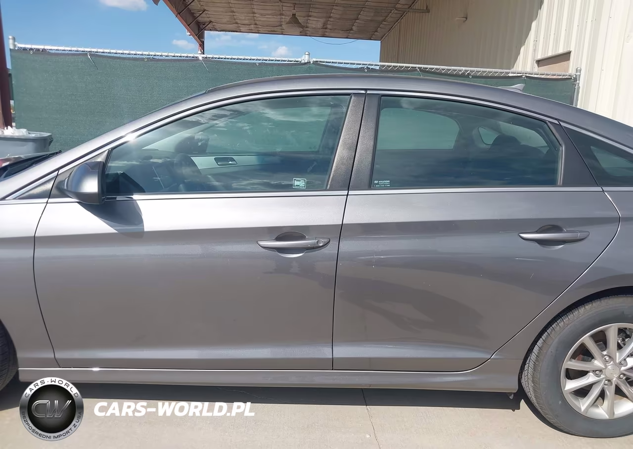 2019 Hyundai Sonata Eco VIN:5NPE24AA4KH801146 - 17