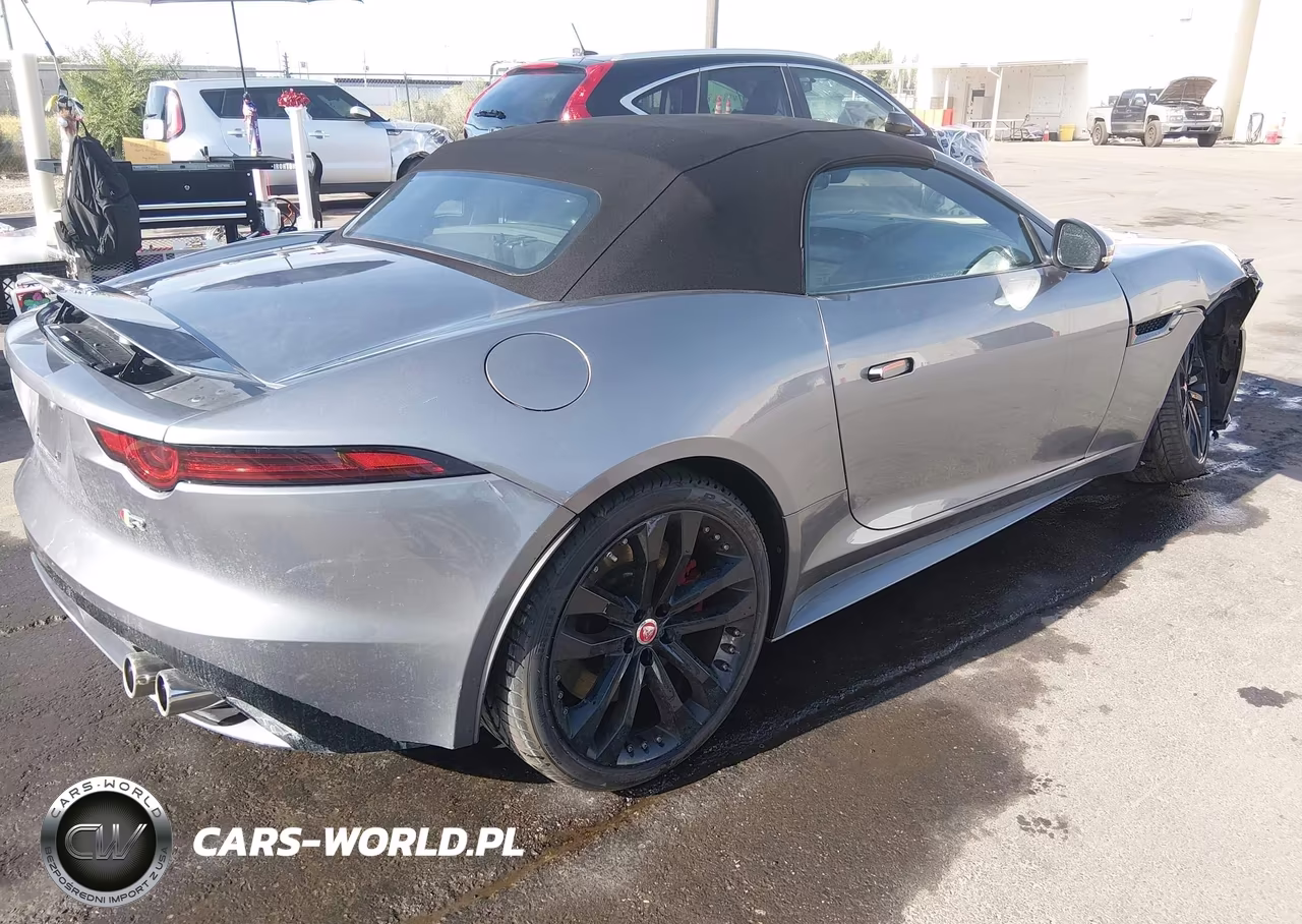 2020 Jaguar F-Type R Awd Automatic VIN:SAJD55EE9LCK66335 - 4