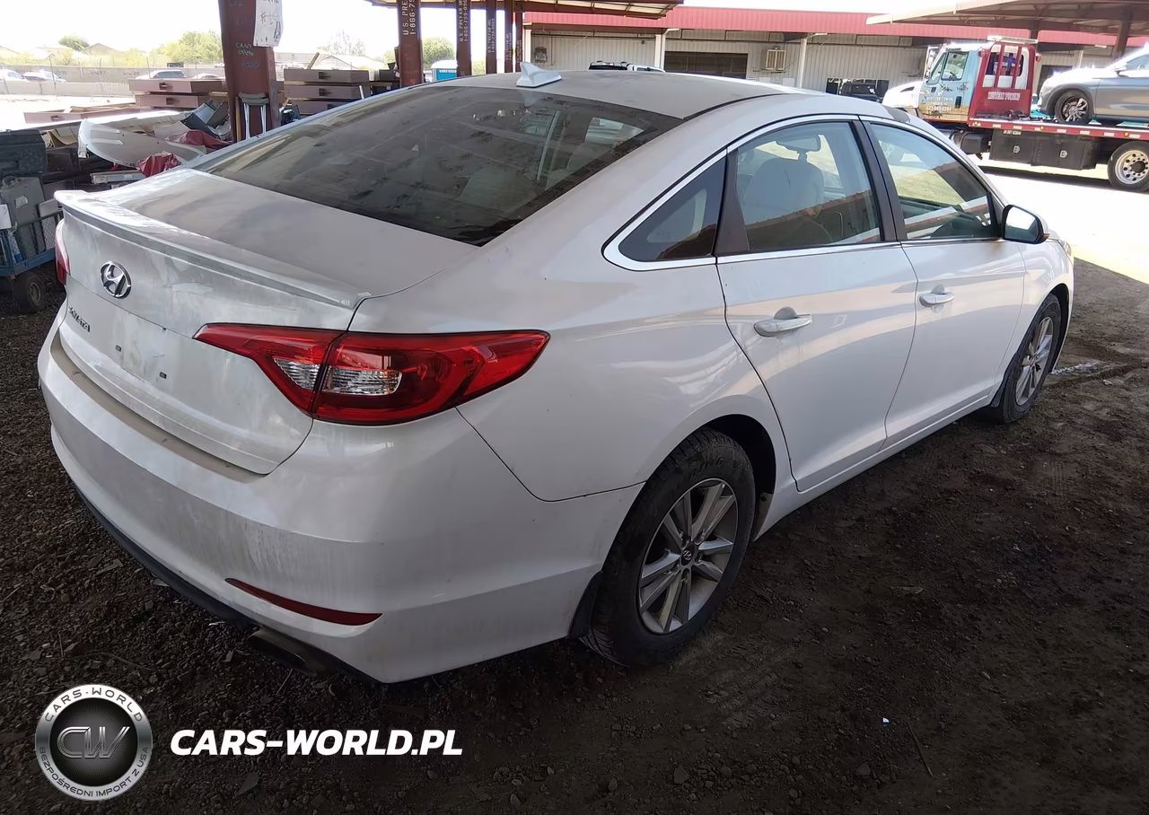 2016 Hyundai Sonata Se VIN:5NPE24AF9GH356339 - 4