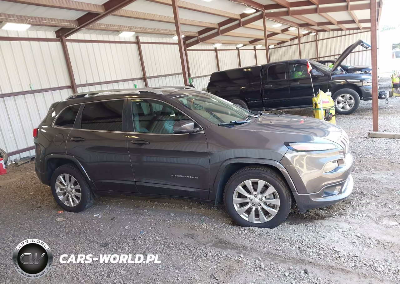 2018 Jeep Cherokee Overland 4X4 VIN:1C4PJMJX7JD594188 - 13