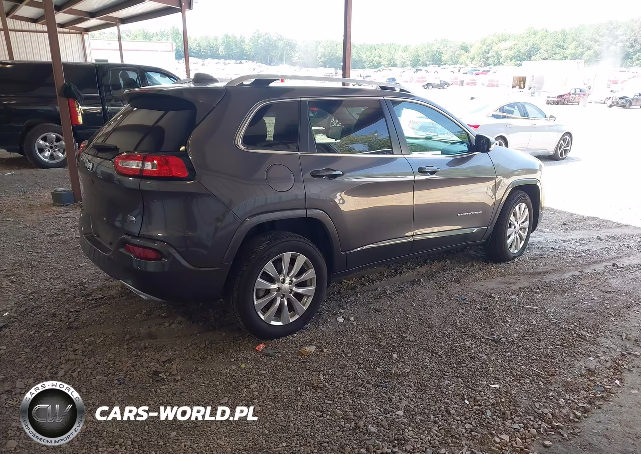 2018 Jeep Cherokee Overland 4X4 VIN:1C4PJMJX7JD594188 - 4