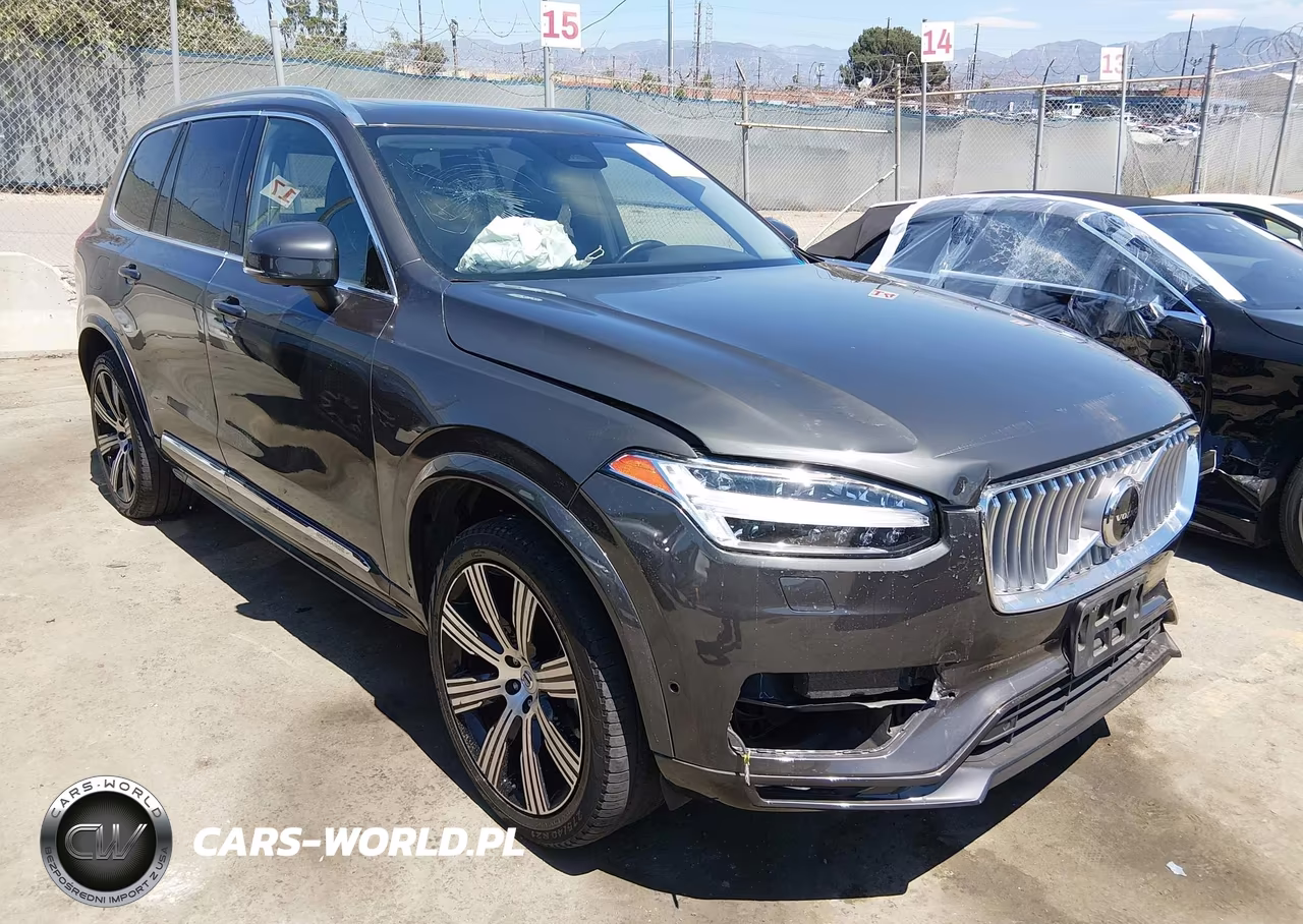 2024 Volvo Xc90 Recharge Plug-In Hybrid T8 Plus Bright Theme 7-Seater