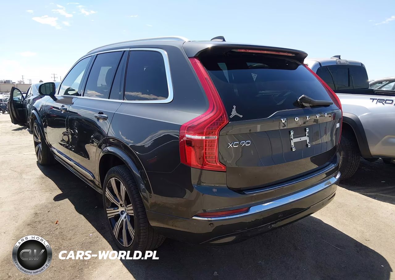 2024 Volvo Xc90 Recharge Plug-In Hybrid T8 Plus Bright Theme 7-Seater VIN:YV4H60CE4R1231867 - 3