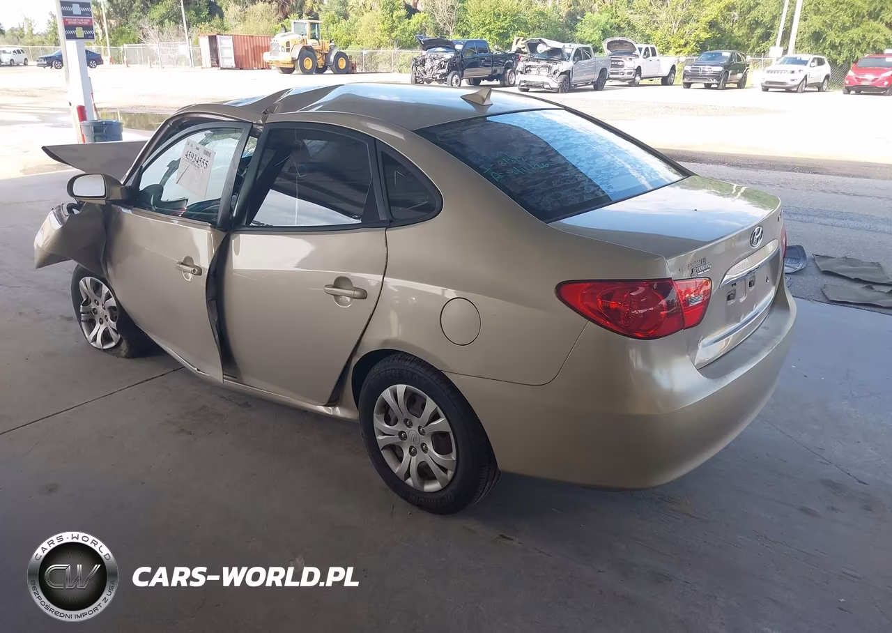 2010 Hyundai Elantra Gls VIN:KMHDU4AD5AU133065 - 3