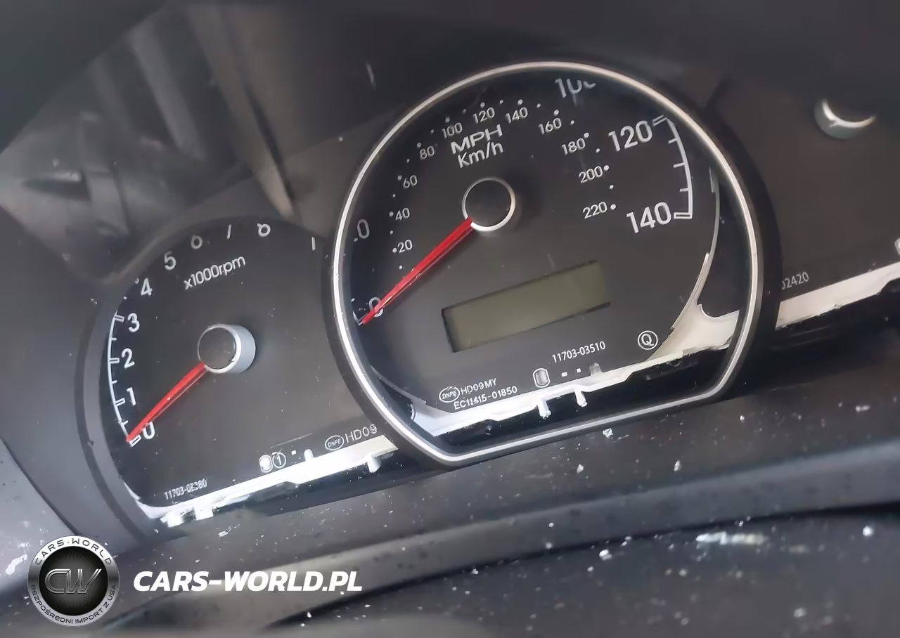 2010 Hyundai Elantra Gls VIN:KMHDU4AD5AU133065 - 7
