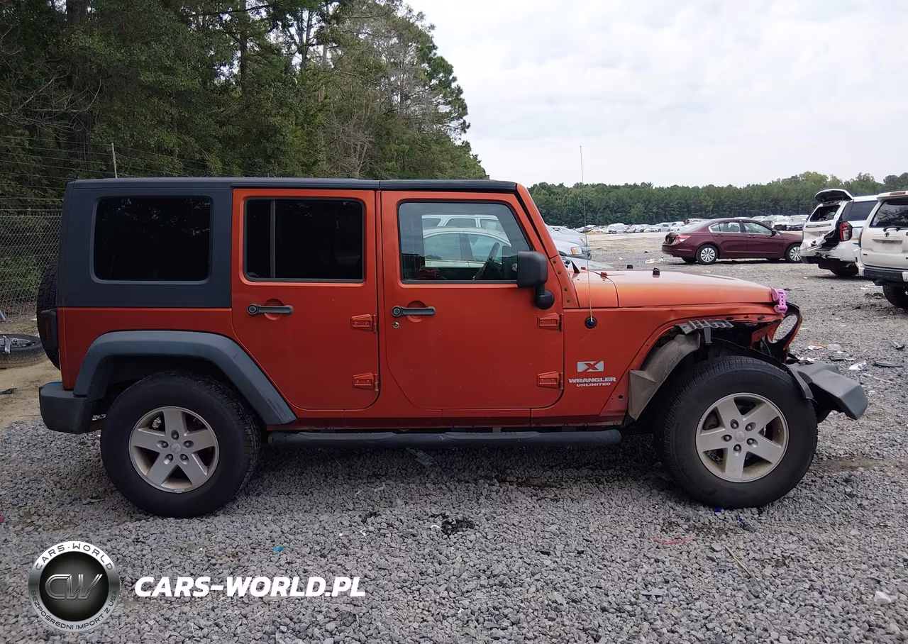 2009 Jeep Wrangler Unlimited X VIN:1J4GB39119L738675 - 14