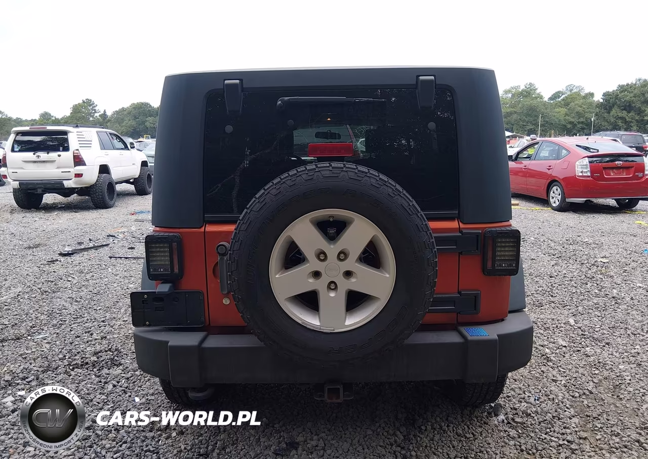 2009 Jeep Wrangler Unlimited X VIN:1J4GB39119L738675 - 17