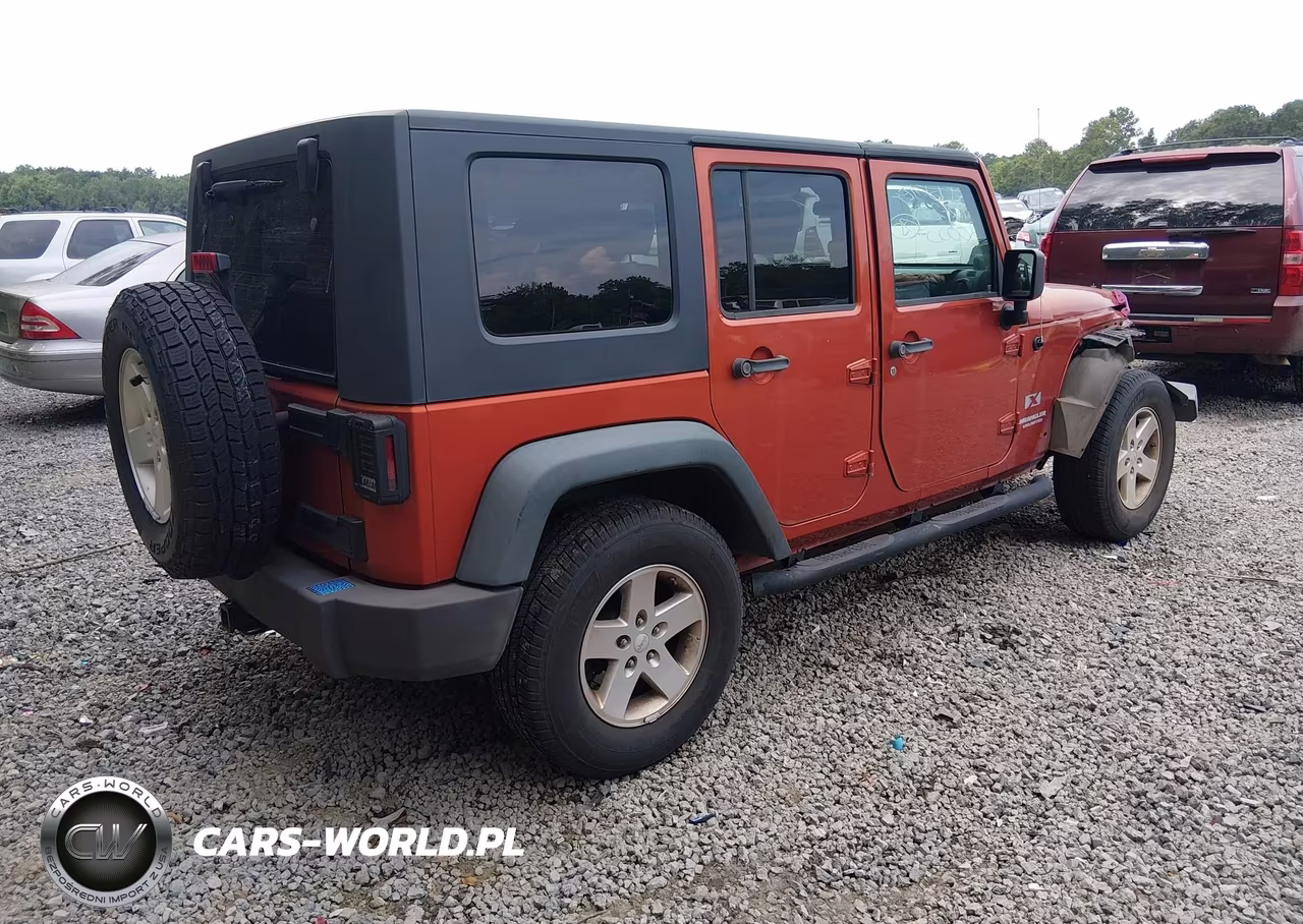2009 Jeep Wrangler Unlimited X VIN:1J4GB39119L738675 - 4