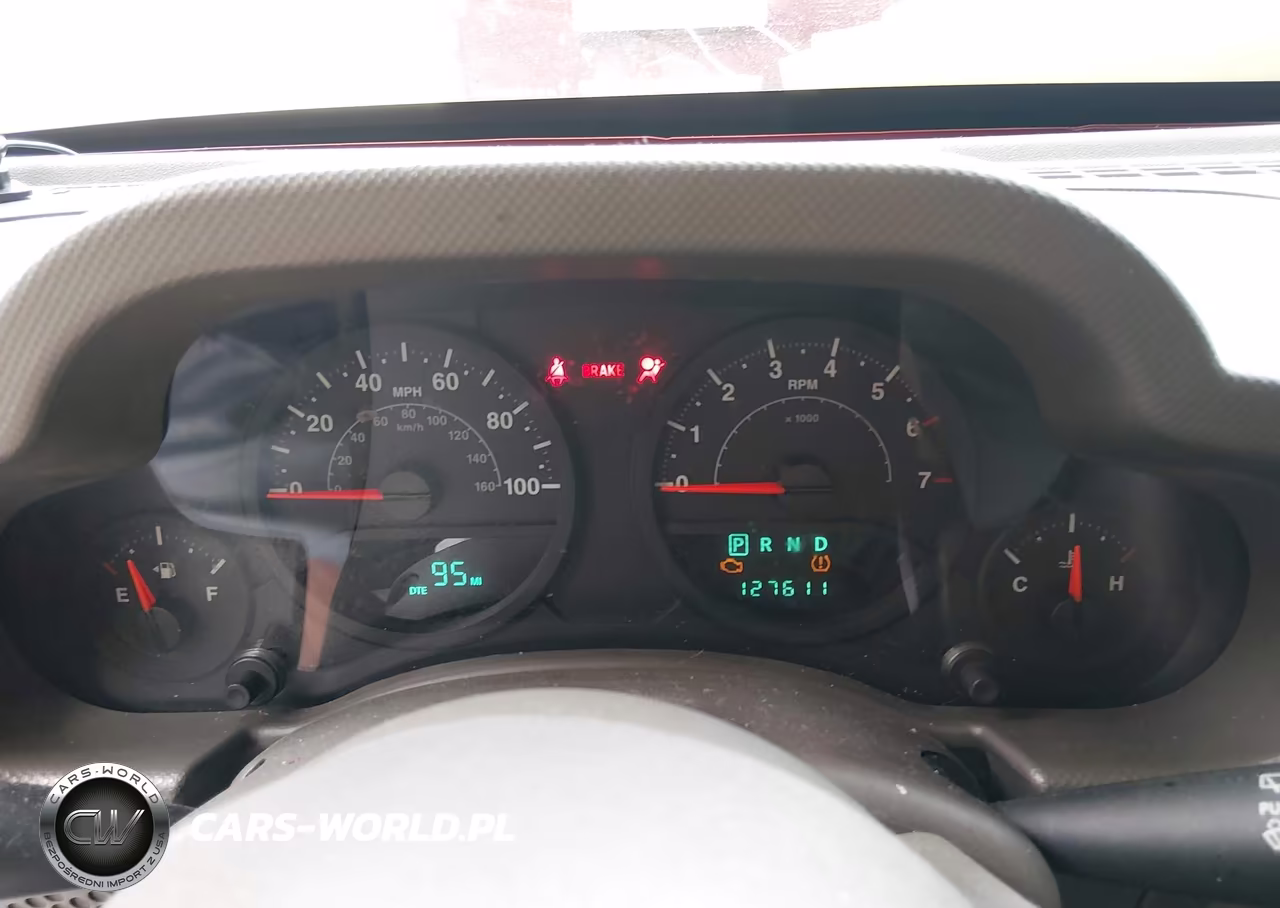 2009 Jeep Wrangler Unlimited X VIN:1J4GB39119L738675 - 7