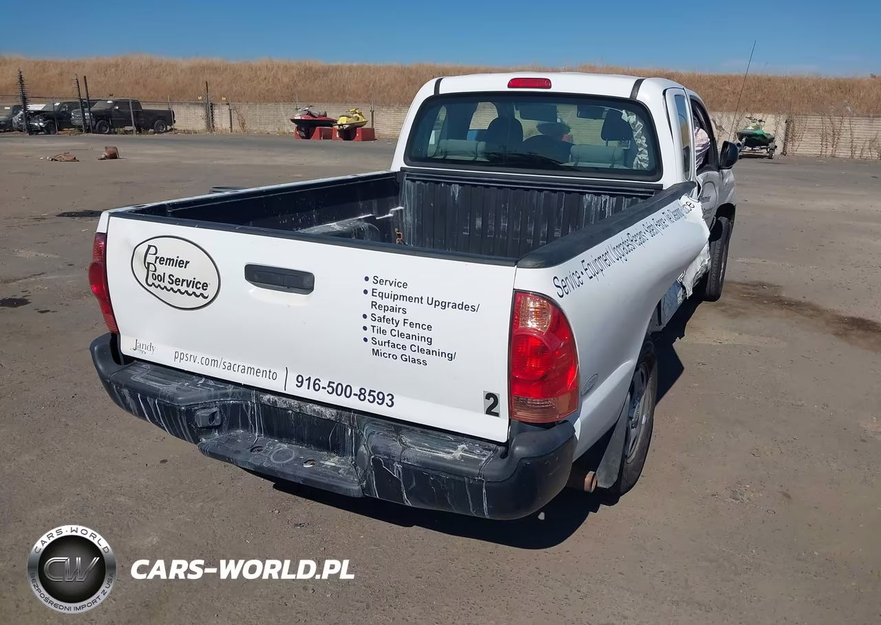 2014 Toyota Tacoma VIN:5TFTX4CN1EX037614 - 4