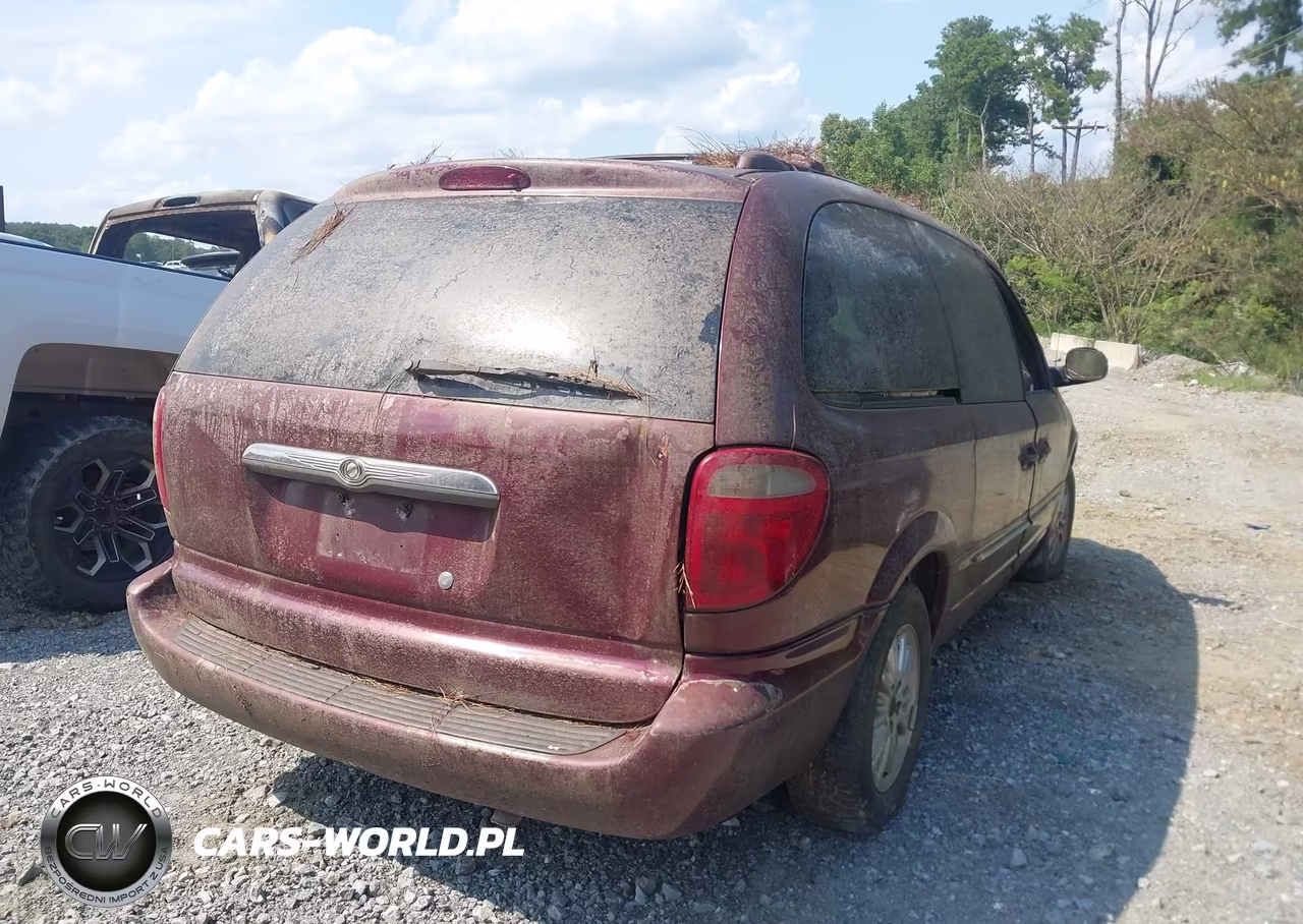 2002 Chrysler Town & Country Limited VIN:2C8GP64LX2R796975 - 4
