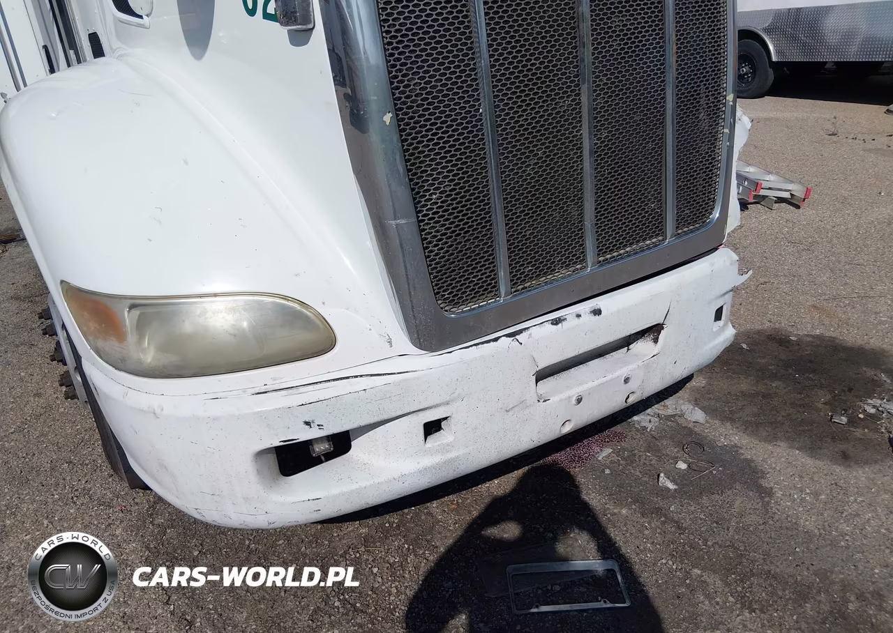2011 Peterbilt 386 VIN:1XPHDP9XXBD130927 - 11